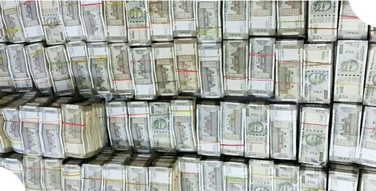 Plastic Rupee Notes Coming Soon? India’s Cash May Get A Big Makeover