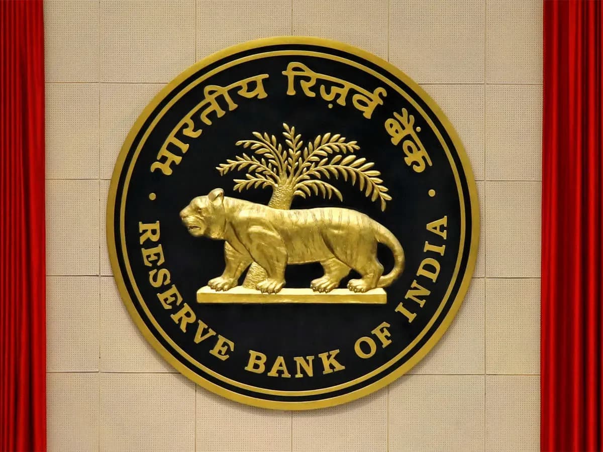 India’s Dollar Inflow Bet Gets Bigger As SBI Report Sees Up To $85 Billion Under RBI Scheme
