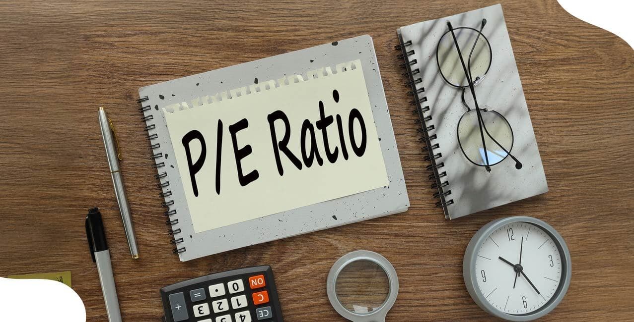 What is the PE Ratio in the Share Market?